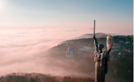 Жителей Киева призвали не выходить на улицу из-за чернобыльского смога